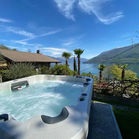 Villa Casa Camelia In Traumlage *